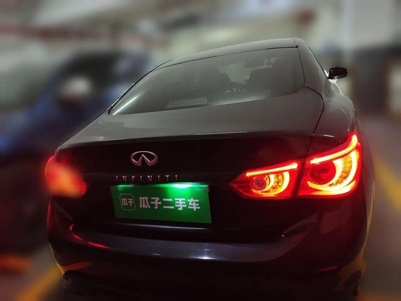 Infiniti Q50 2014 3.7L Comfort Edition — миниатюра 5