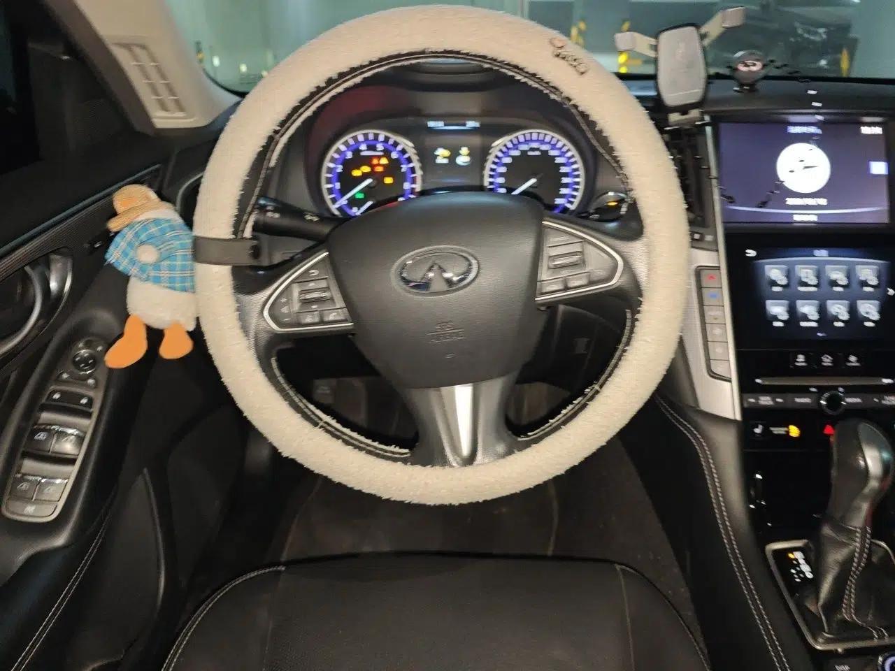 Infiniti Q50 2014 3.7L Comfort Edition — миниатюра 9