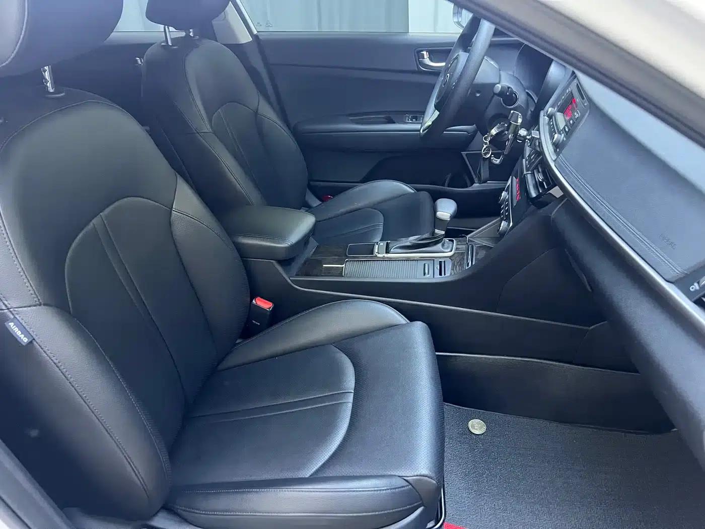 Kia K5 2016 2.0L Automatic GLS — миниатюра 13