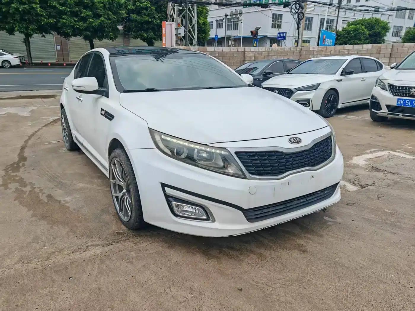 Kia K5 2014 2.0L Automatic Luxury — миниатюра 3