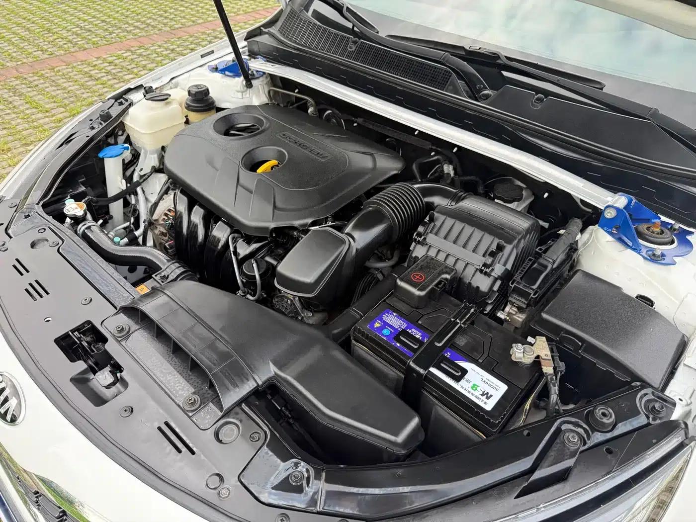Kia K5 2014 2.0L Automatic Luxury — миниатюра 29