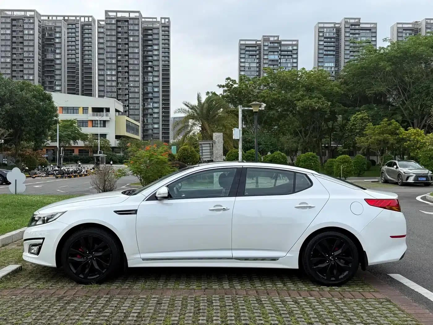 Kia K5 2014 2.0L Automatic Luxury — миниатюра 7