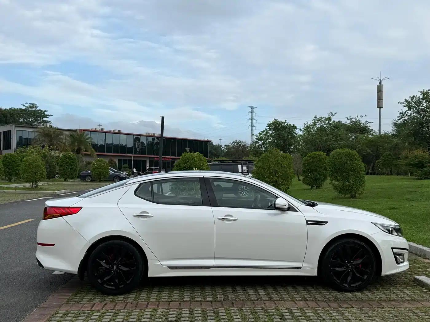 Kia K5 2014 2.0L Automatic Luxury — миниатюра 8