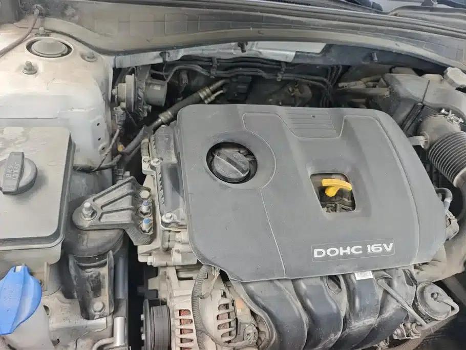 Kia K5 2016 2.0L Automatic GLS — миниатюра 10