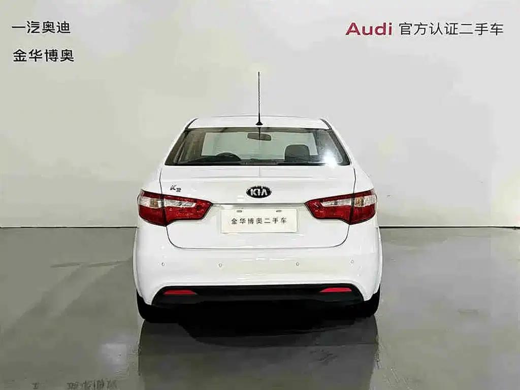Kia K2 2012 Sedan 1.6L AT Premium Commemorative Edition — миниатюра 5