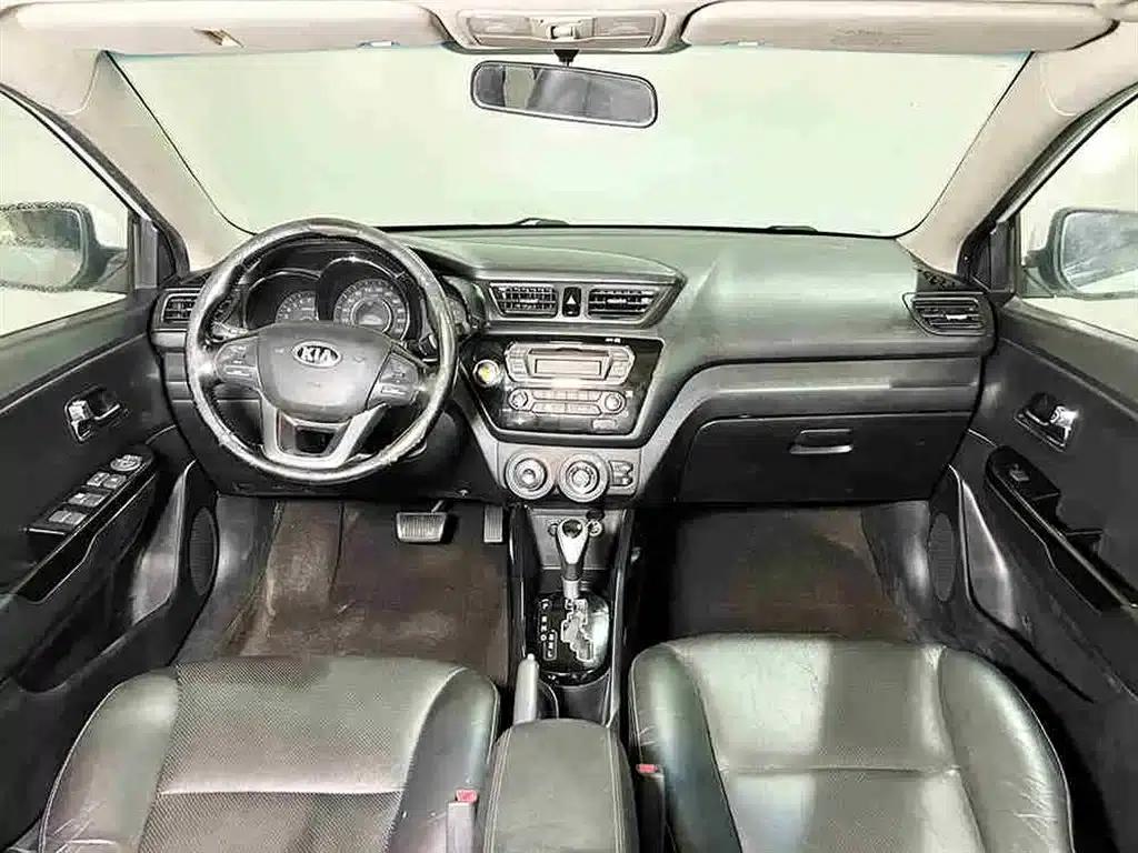 Kia K2 2012 Sedan 1.6L AT Premium Commemorative Edition — миниатюра 9