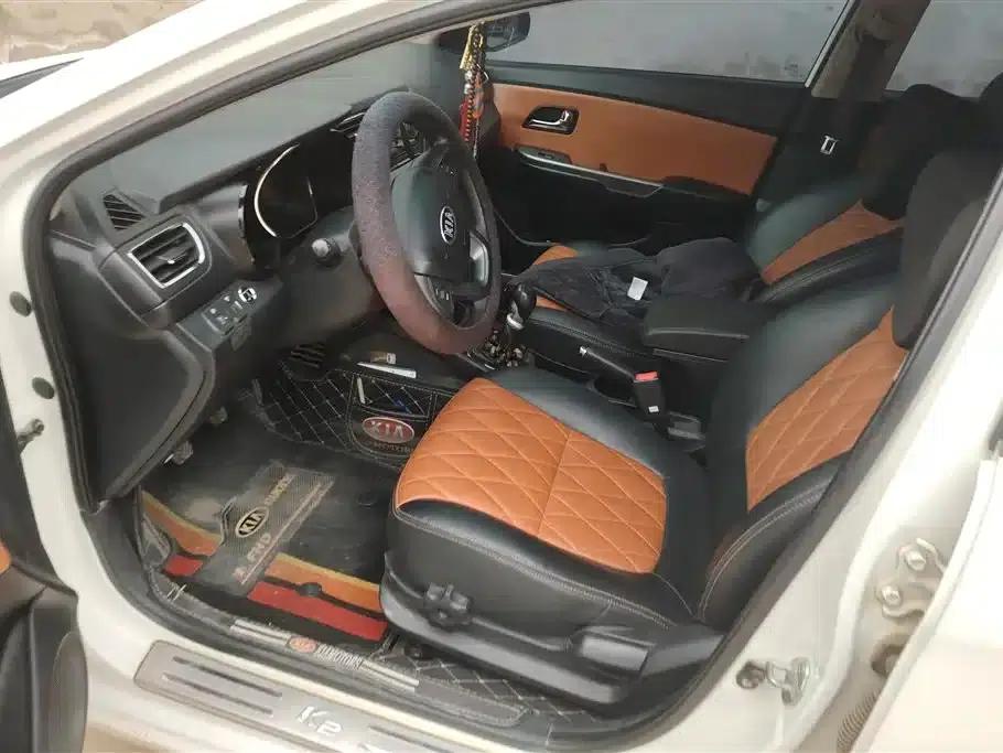 Kia K2 2012 Sedan 1.4L MT TOP Commemorative Edition — миниатюра 9