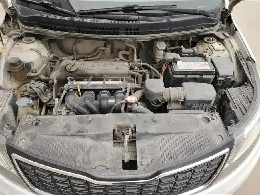 Kia K2 2012 Sedan 1.4L MT TOP Commemorative Edition — миниатюра 10