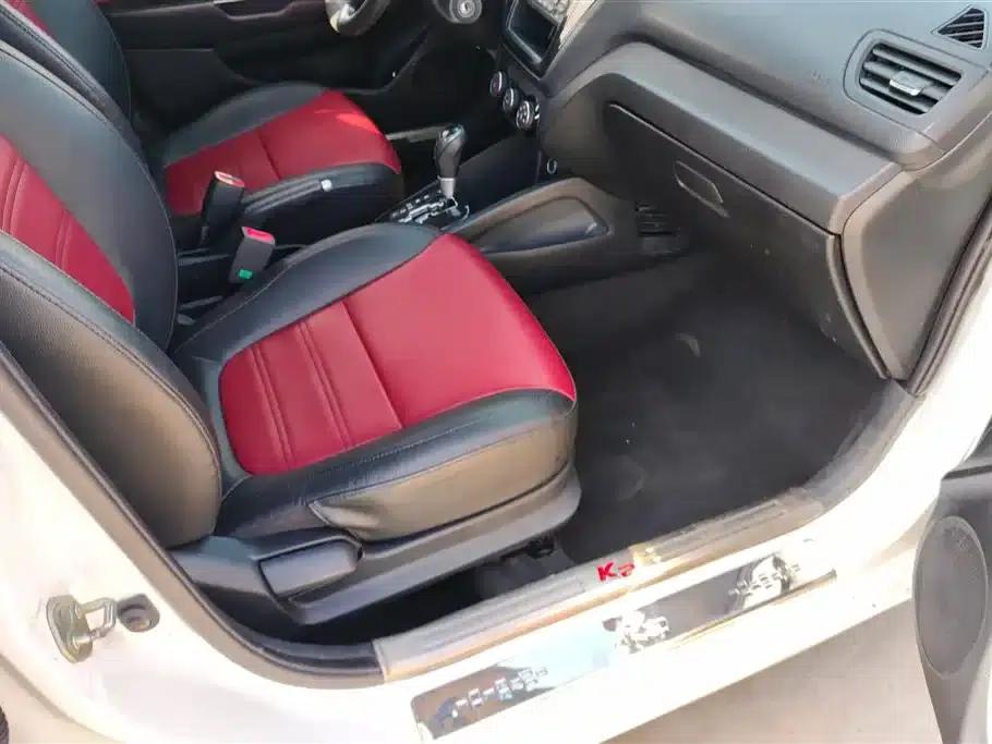 Kia K2 2015 Hatchback 1.4L AT GLS — миниатюра 8
