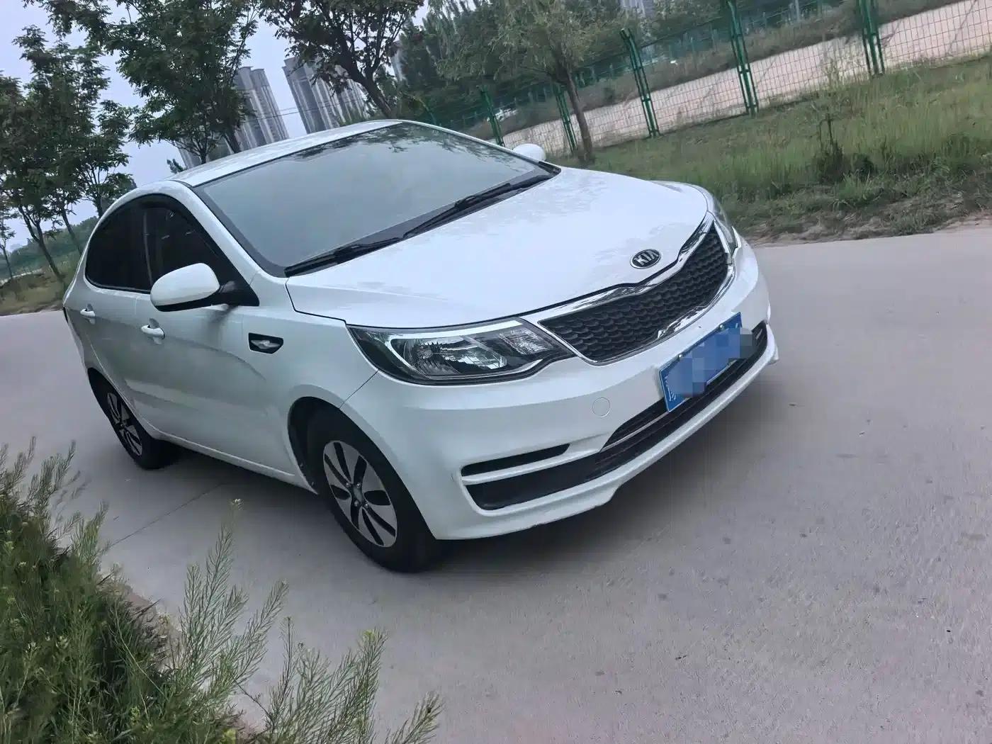 Kia K2 2015 Sedan 1.4L AT GLS — миниатюра 3