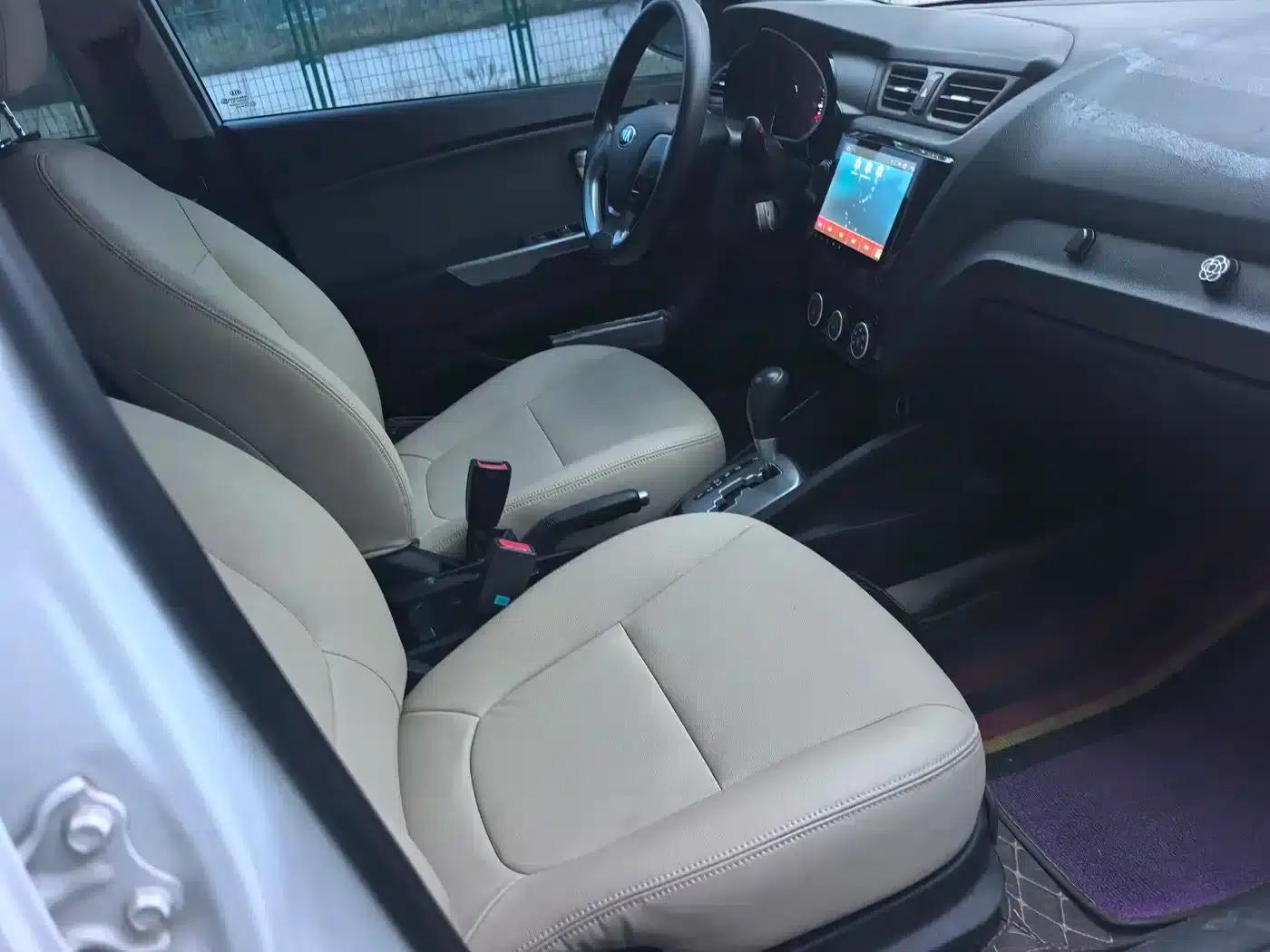 Kia K2 2015 Sedan 1.4L AT GLS — миниатюра 5