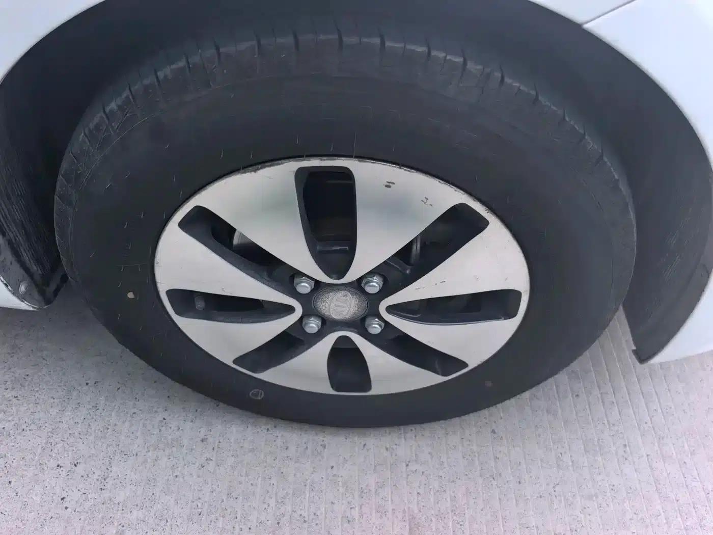 Kia K2 2015 Sedan 1.4L AT GLS — миниатюра 8