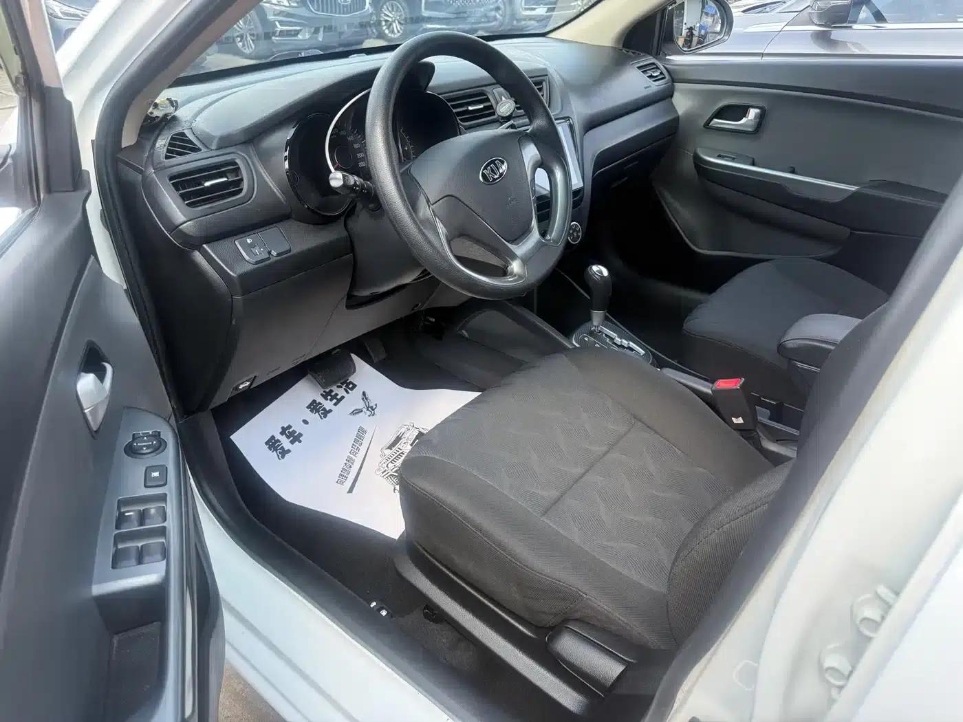 Kia K2 2017 Sedan 1.4L AT GLS — миниатюра 4