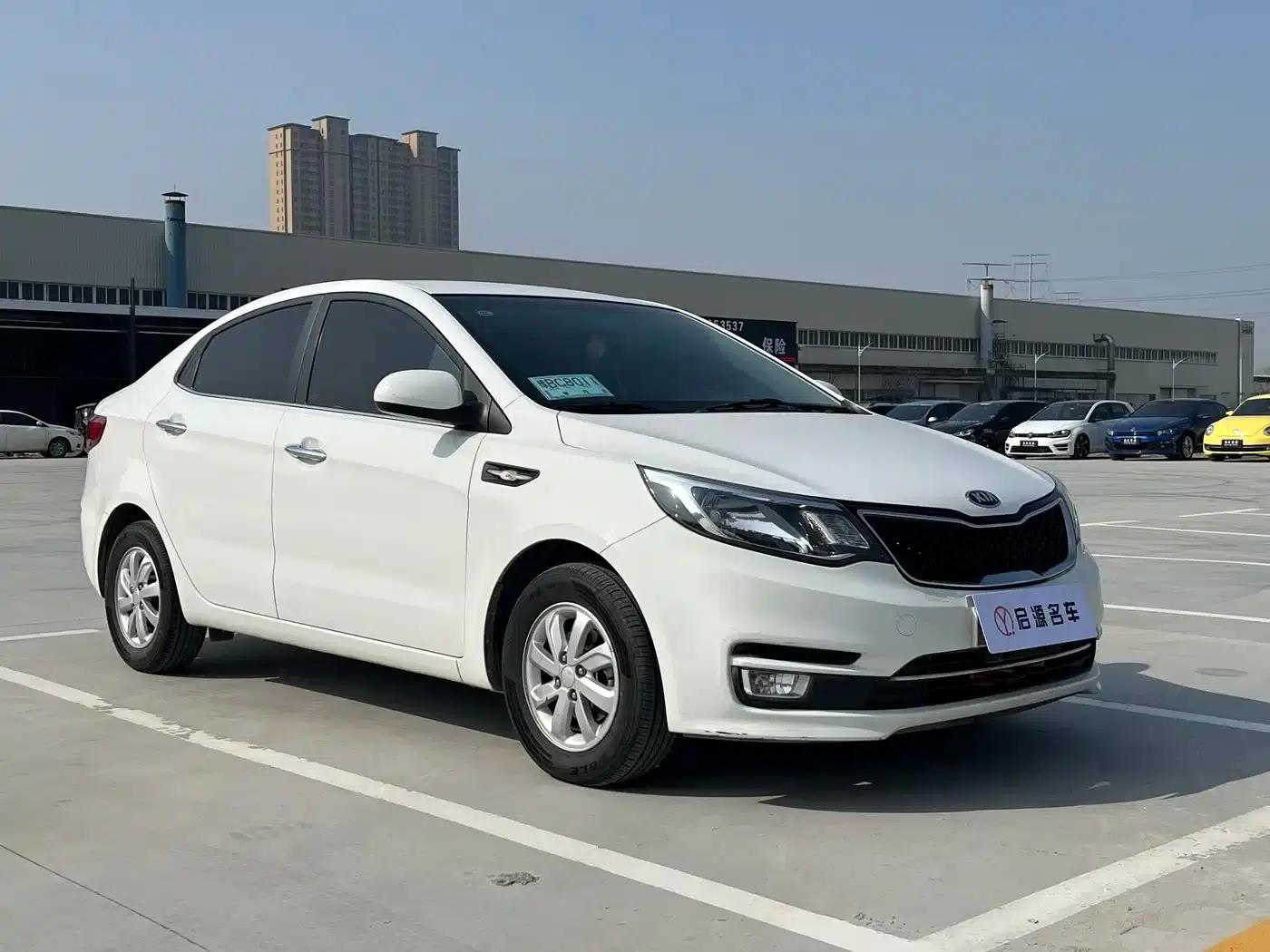 Kia K2 2015 Sedan 1.4L MT GLS — миниатюра 3