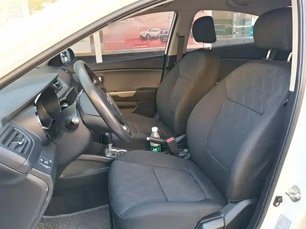 Kia K2 2012 Sedan 1.4L AT GLS Anniversary Edition — миниатюра 15