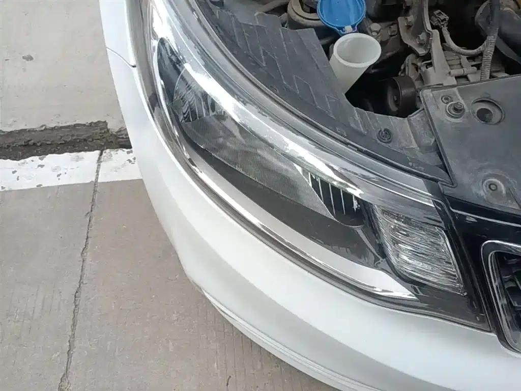 Kia K2 2015 Sedan 1.4L MT GLS — миниатюра 13