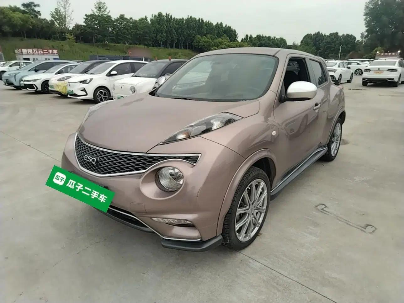 Infiniti ESQ 2014 1.6L Spontaneous Edition — миниатюра 1