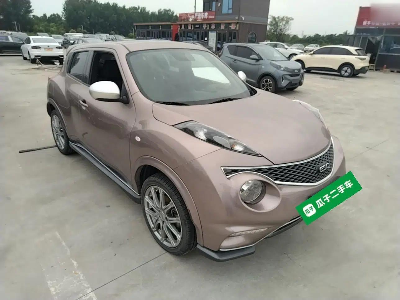 Infiniti ESQ 2014 1.6L Spontaneous Edition — миниатюра 3