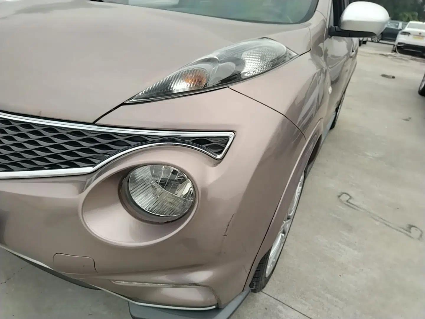 Infiniti ESQ 2014 1.6L Spontaneous Edition — миниатюра 9
