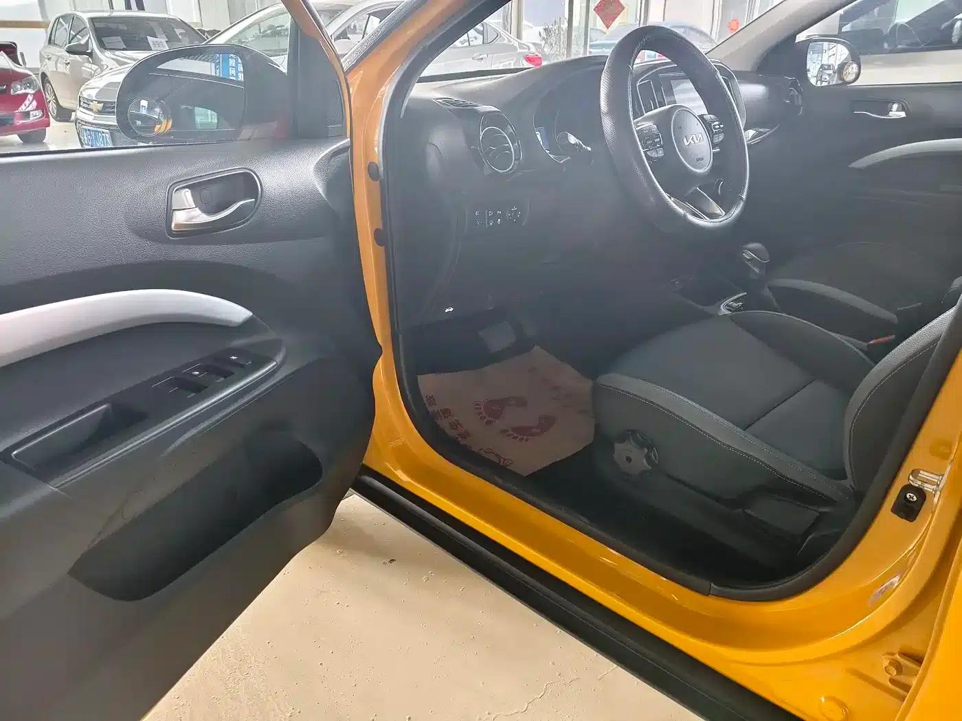 Kia K3 2021 1.4L CVT Enjoy Sunroof Edition — миниатюра 9