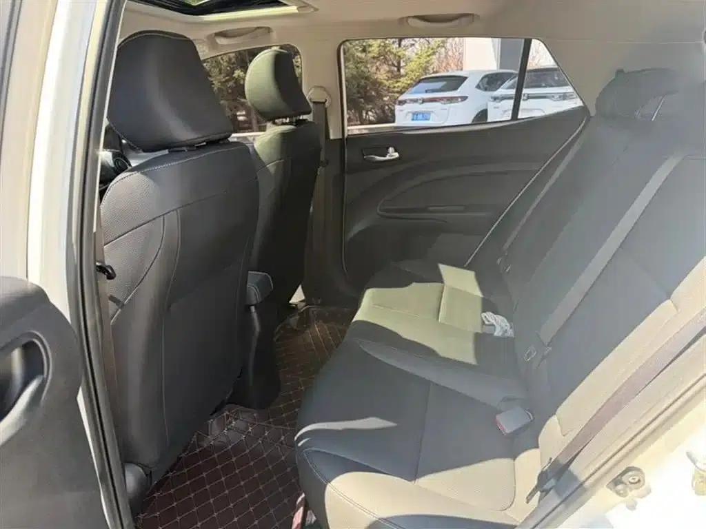 Kia K3 2021 1.4L CVT Sunroof Model — миниатюра 9