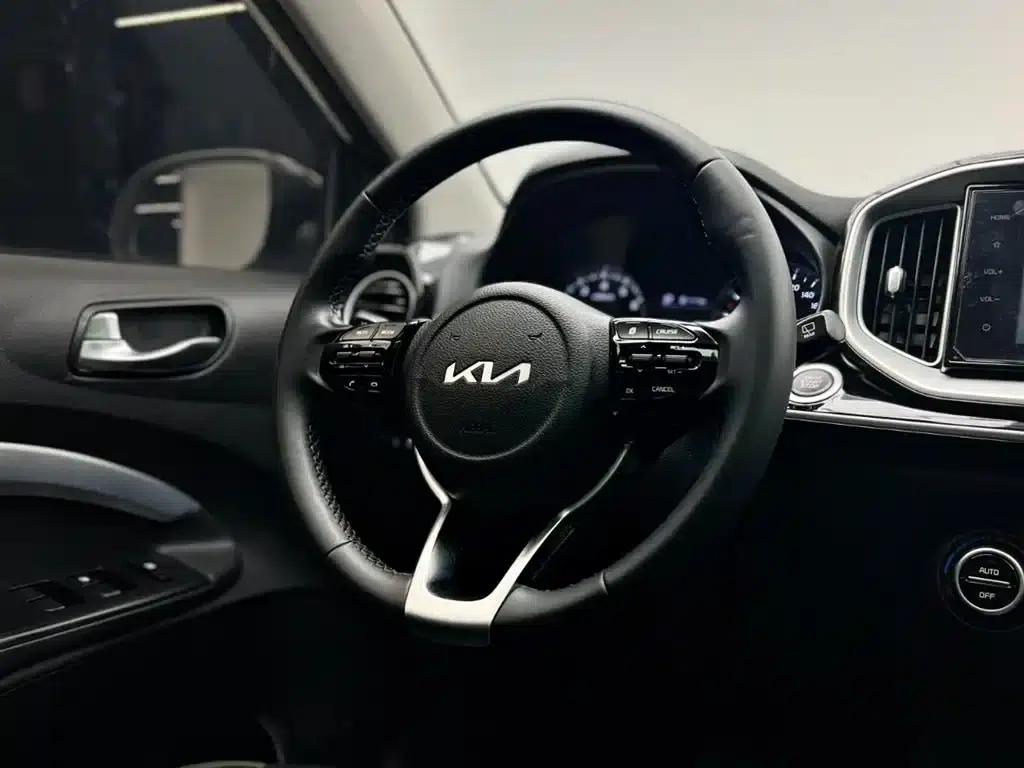 Kia K3 2021 1.4L CVT Sunroof Model — миниатюра 17