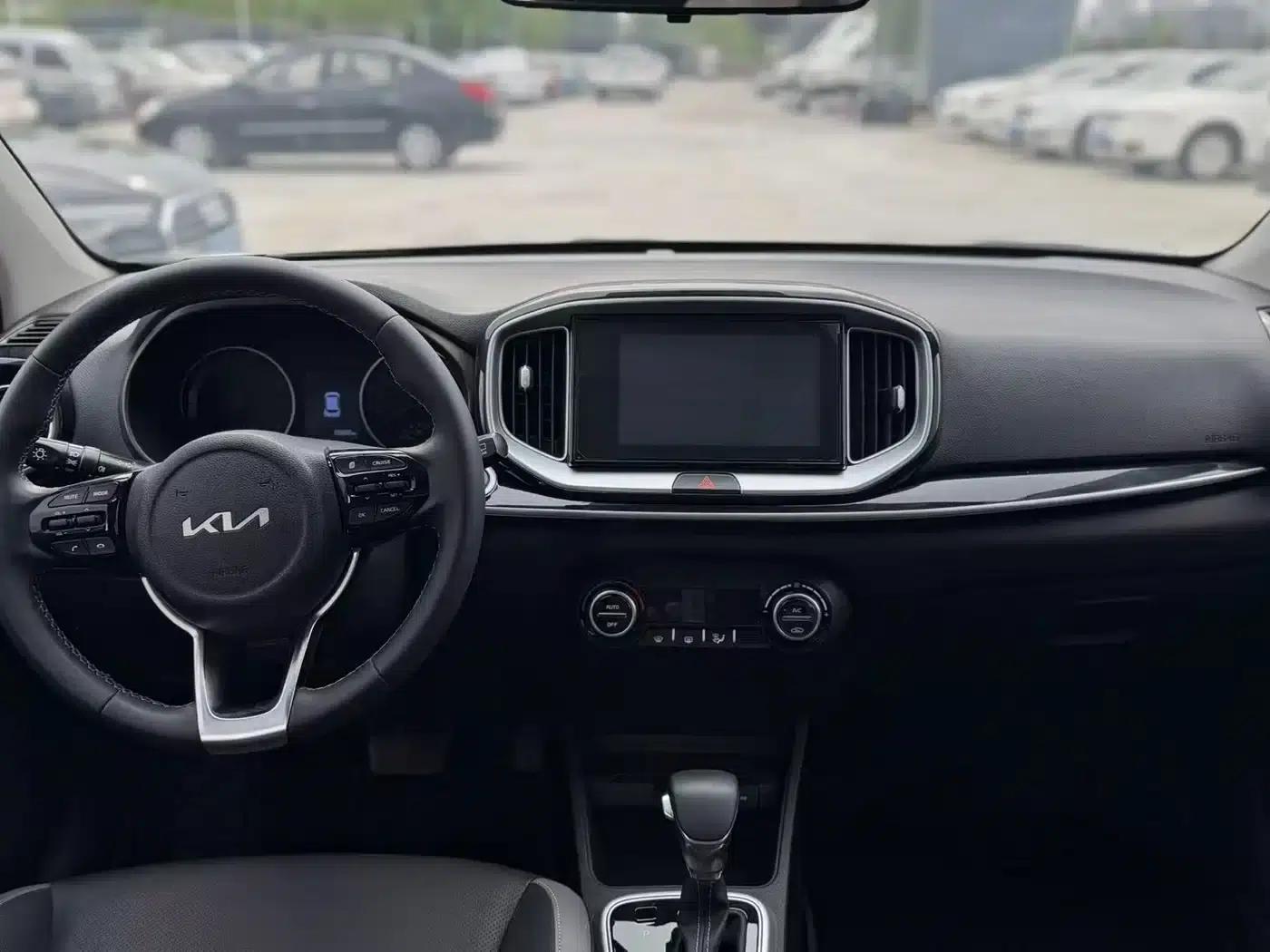 Kia K3 2021 1.4L CVT Enjoy Sunroof Edition — миниатюра 6