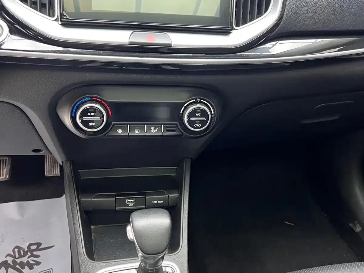 Kia K3 2021 1.4L CVT Sunroof Model — миниатюра 13