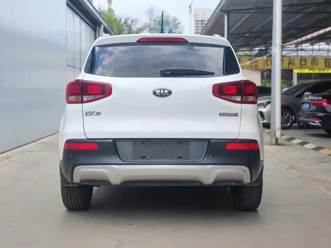 KX3 Sportage 2015 1.6L Automatic 2WD DLX — миниатюра 4