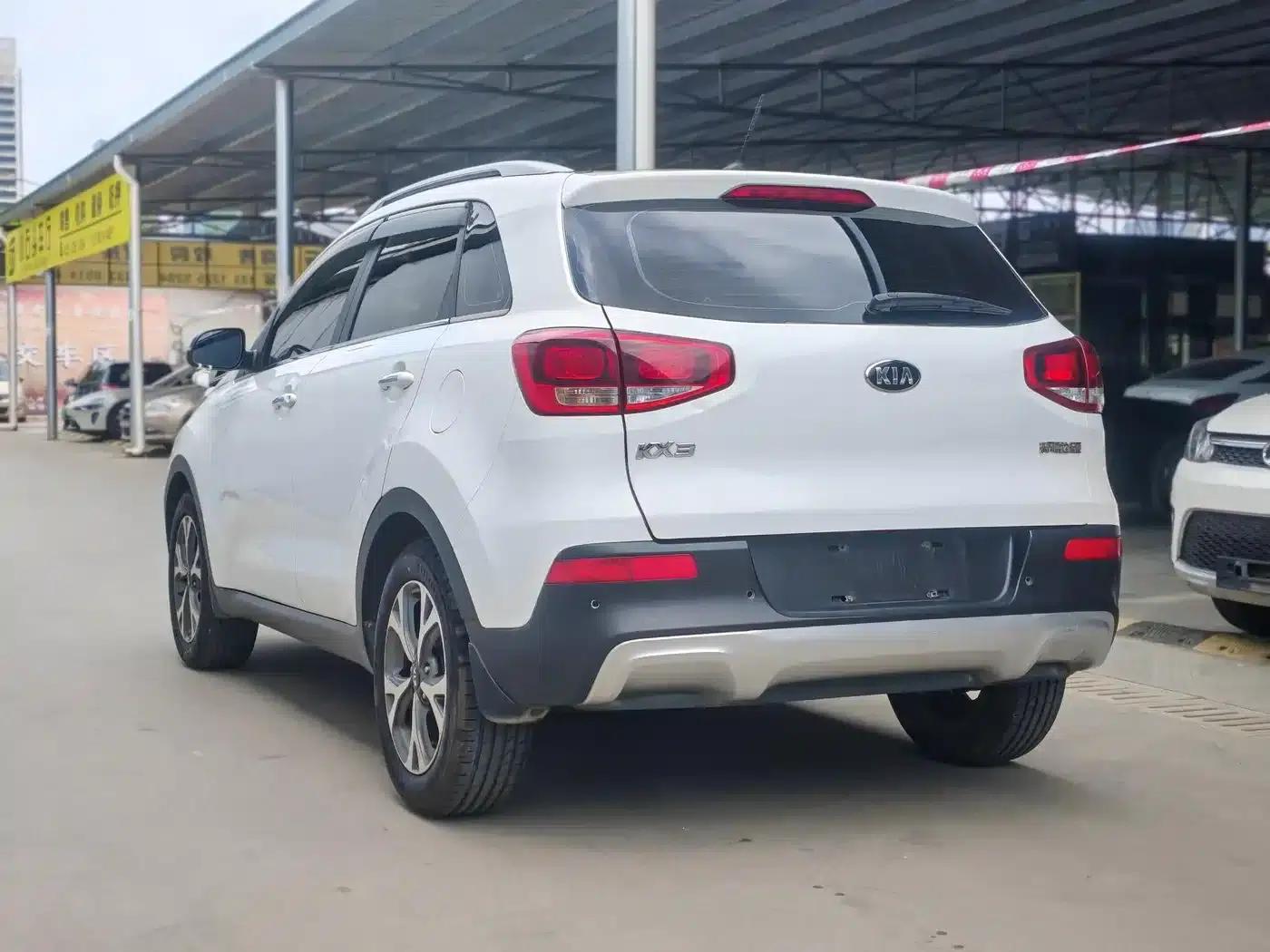 KX3 Sportage 2015 1.6L Automatic 2WD DLX — миниатюра 9
