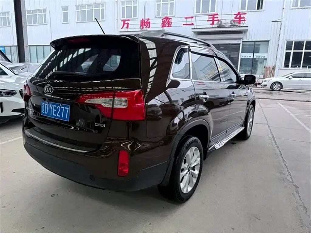 2013 Sorento 2.2T 7-seater Diesel Comfort Edition — миниатюра 4