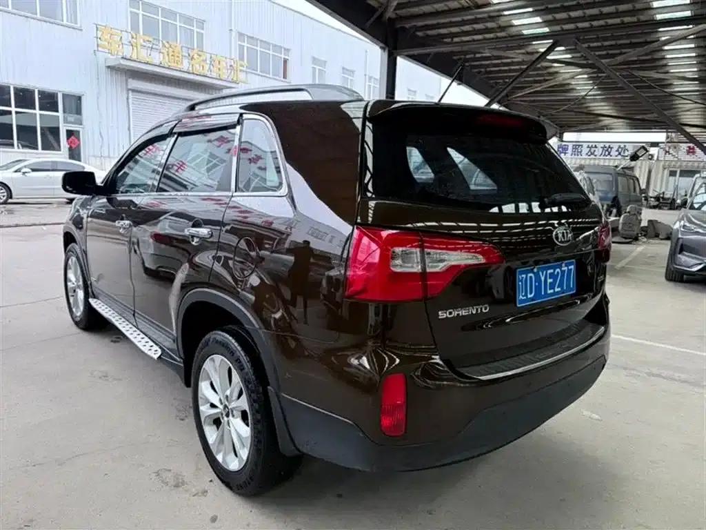 2013 Sorento 2.2T 7-seater Diesel Comfort Edition — миниатюра 6