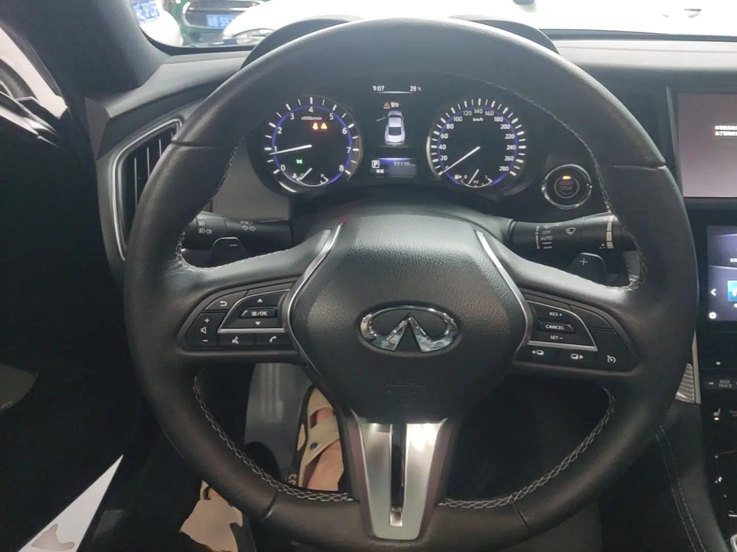 Infiniti Q60 2019 S 2.0T Luxury Sport Edition — миниатюра 13