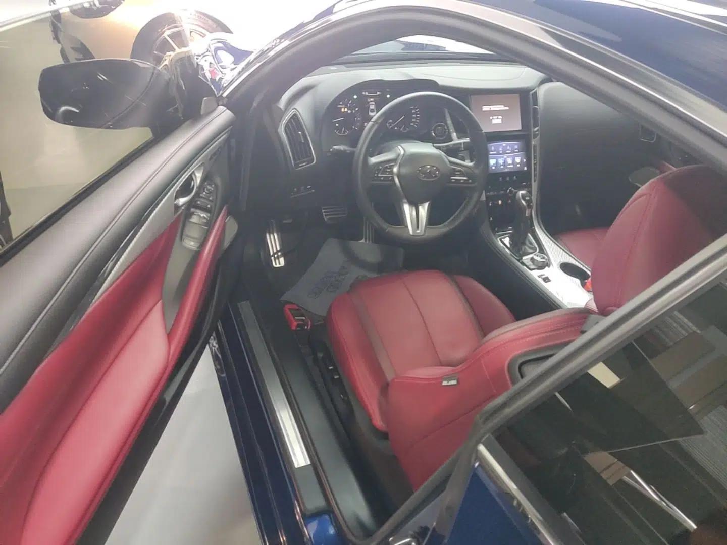 Infiniti Q60 2019 S 2.0T Luxury Sport Edition — миниатюра 18