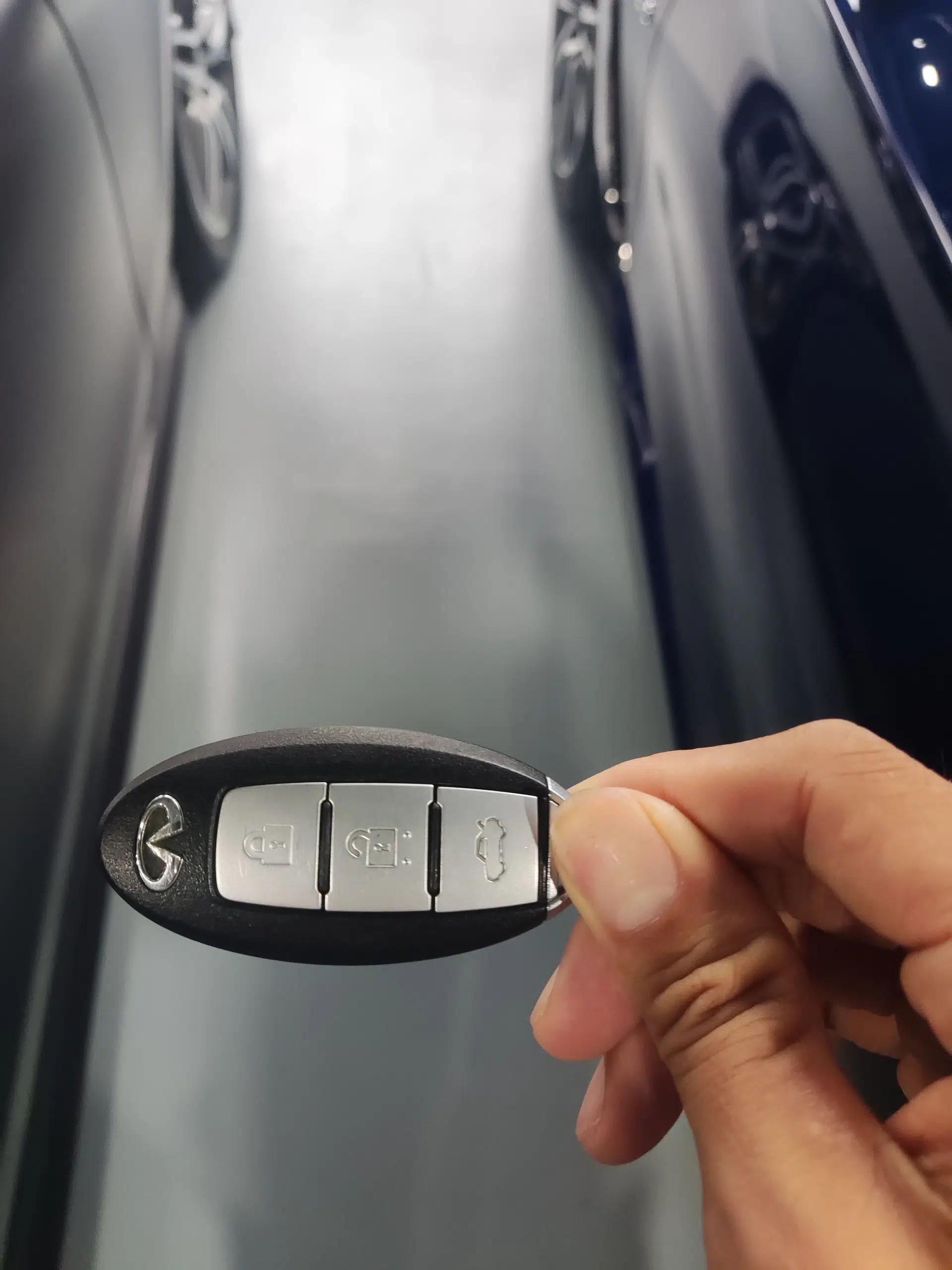 Infiniti Q60 2019 S 2.0T Luxury Sport Edition — миниатюра 22