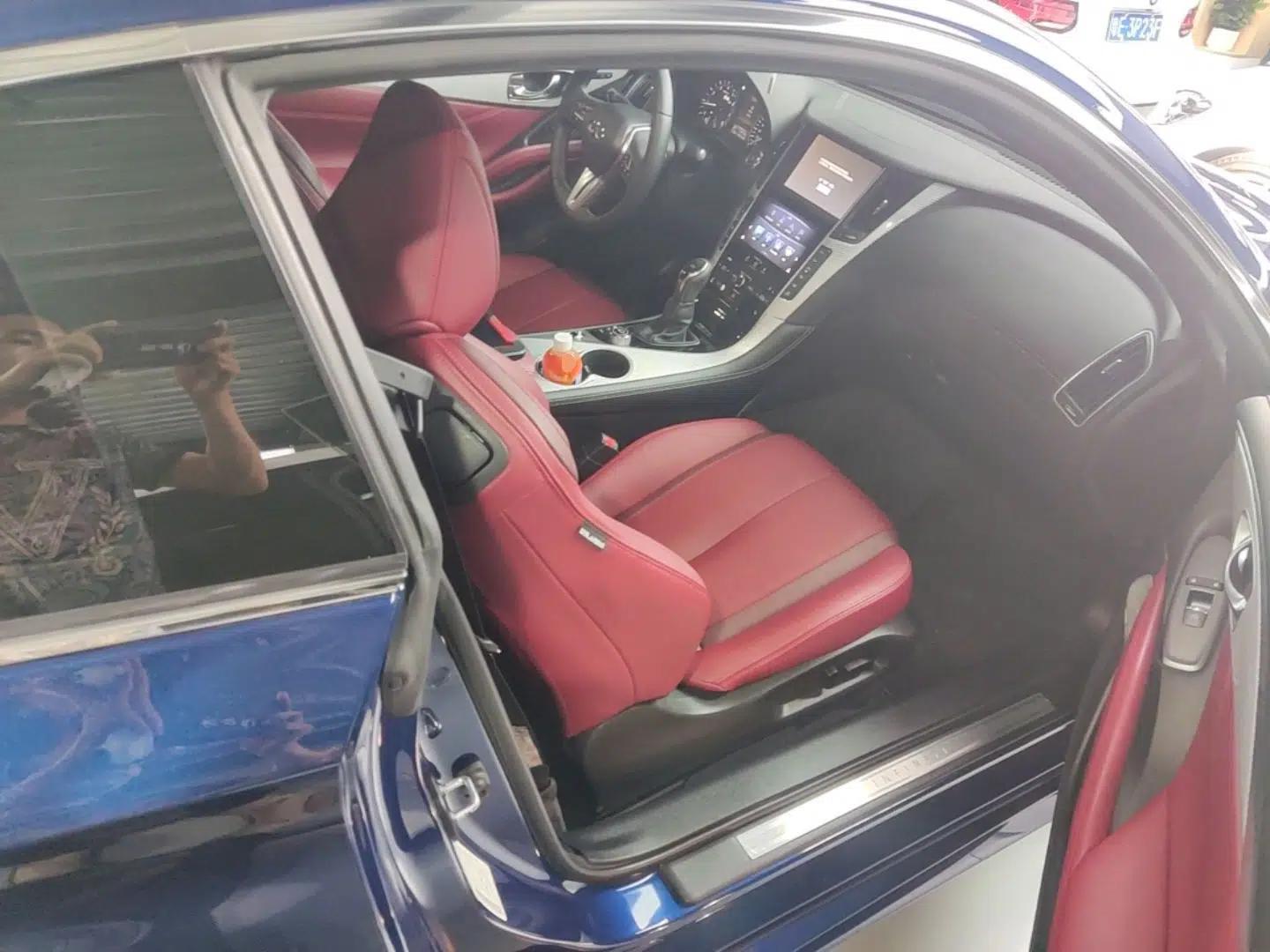 Infiniti Q60 2019 S 2.0T Luxury Sport Edition — миниатюра 23