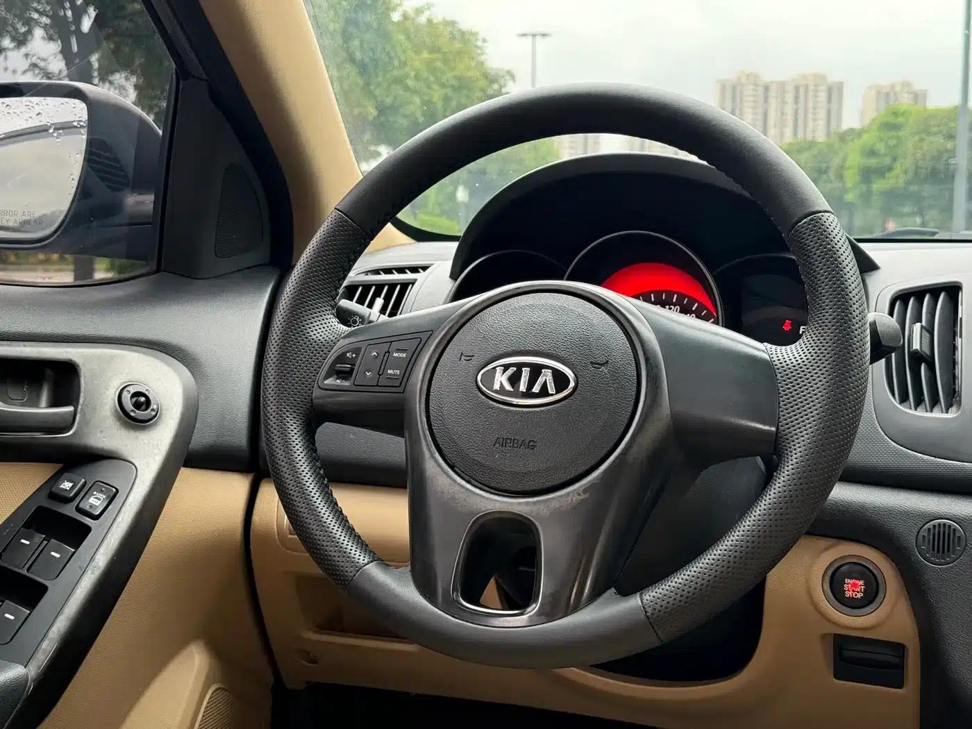 2009 Forte 1.6L AT Premium — миниатюра 11