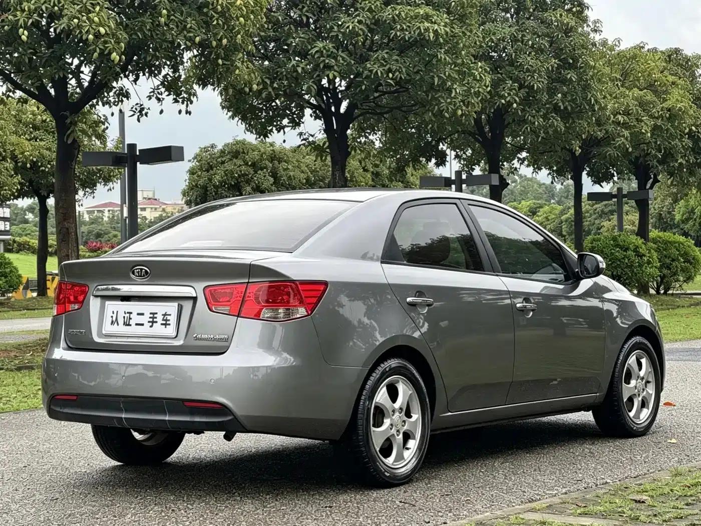 2009 Forte 1.6L AT Premium — миниатюра 7