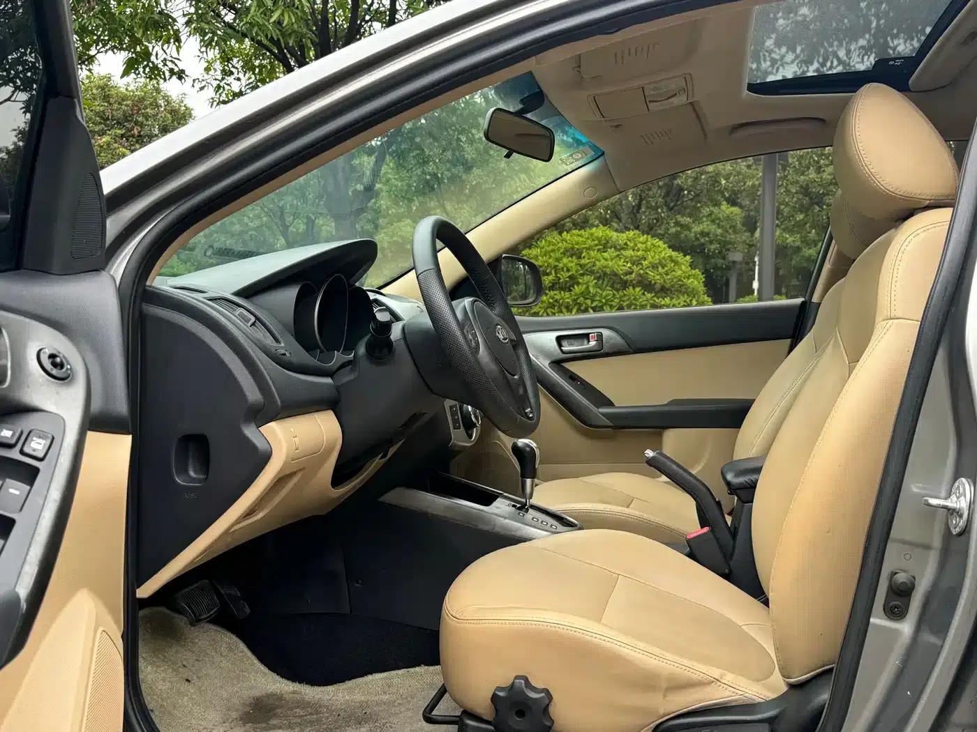 2009 Forte 1.6L AT Premium — миниатюра 8