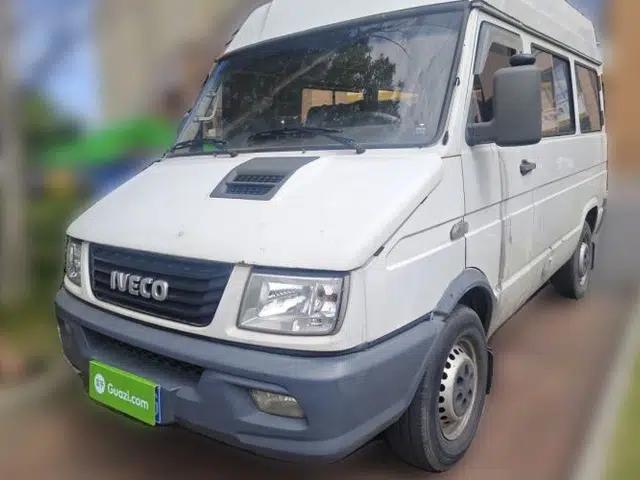 Iveco Daily 2017 2.5T A35 Passenger Van 5-7 Seats Model 47Z5
