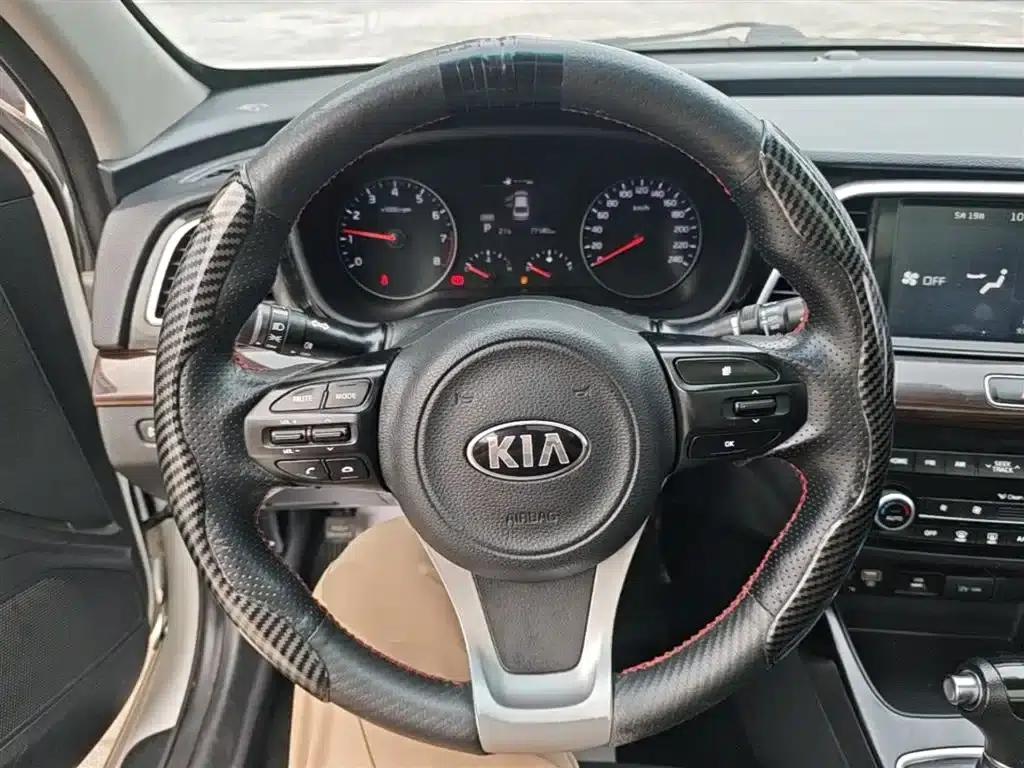 K5 2017 1.8L Automatic GLS — миниатюра 11