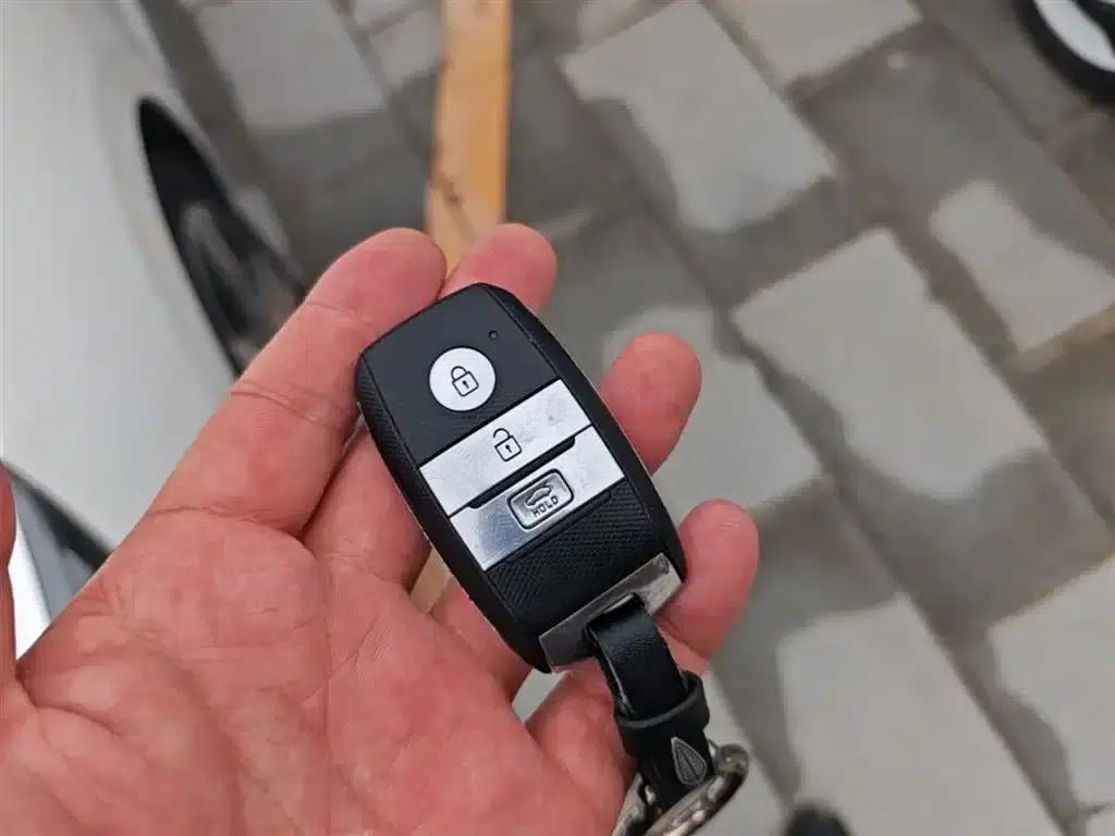 K5 2017 1.8L Automatic GLS — миниатюра 9