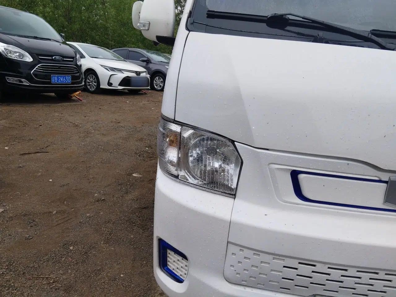 Farizon Xingxiang E6 2020 Van with High Roof 1365kg Payload Capacity Equipped with CATL's High-Energy Battery — миниатюра 7