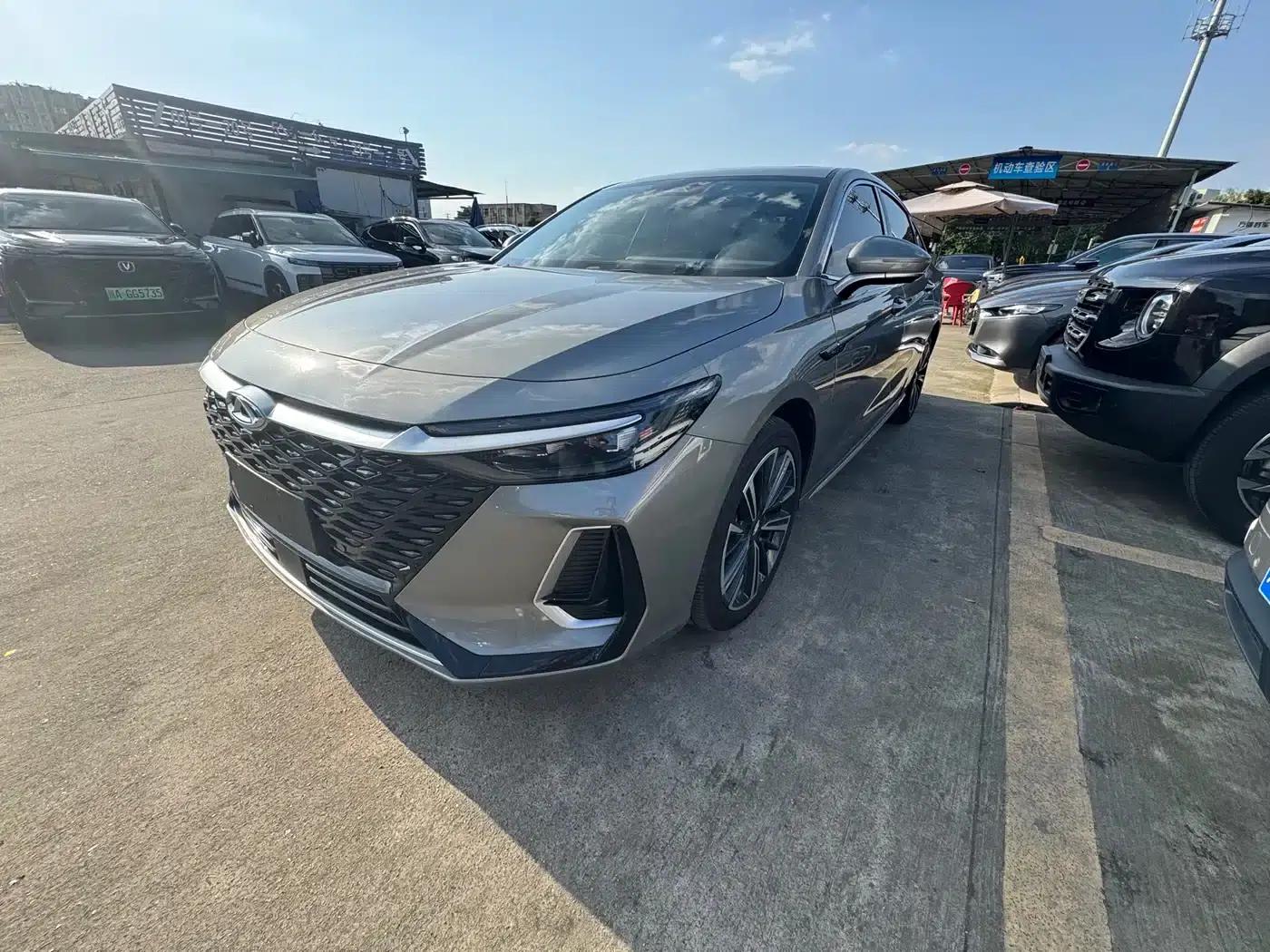 Chery Arrizo 8 2023 1.6T DCT (Standard) — миниатюра 1