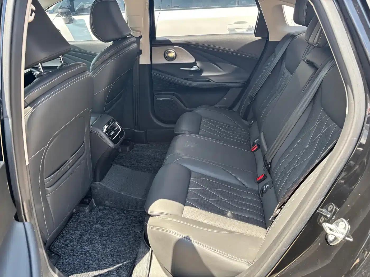 Chery Arrizo 8 2023 1.6T DCT Elegance — миниатюра 12