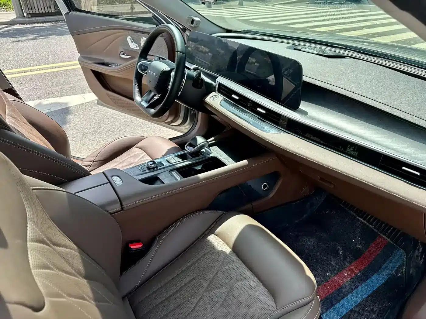 Chery Arrizo 8 2024 High-Performance Edition 2.0T Automatic Plus — миниатюра 8