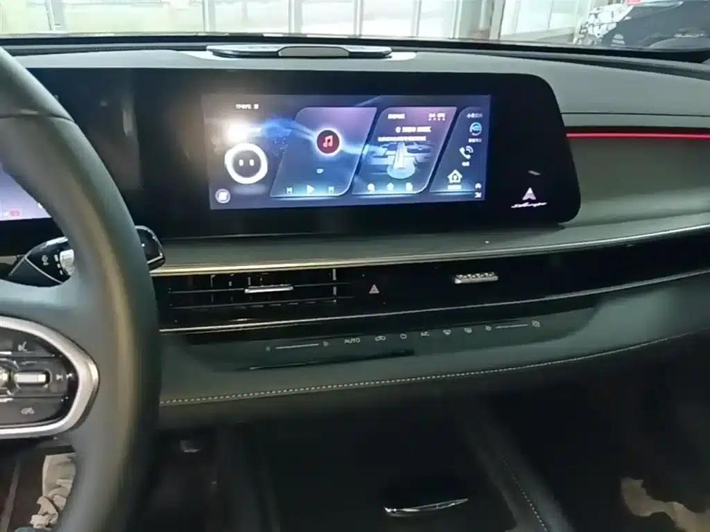 Chery Arrizo 8 2022 1.6T DCT Comfort — миниатюра 13