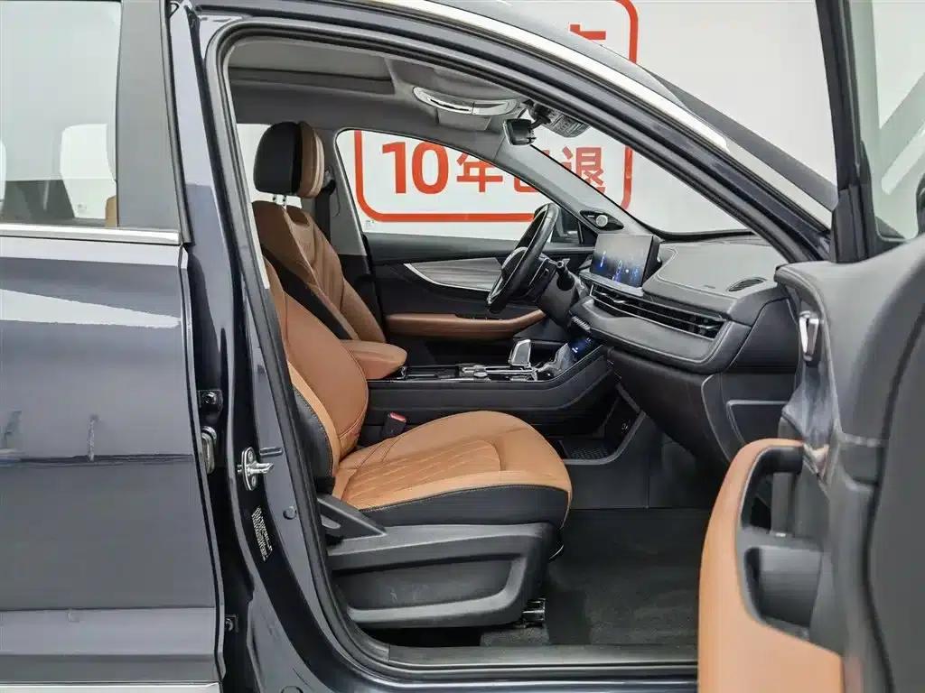 Chery Tiggo 8 PLUS 2021 290TGDI DCT Luxury Edition — миниатюра 23
