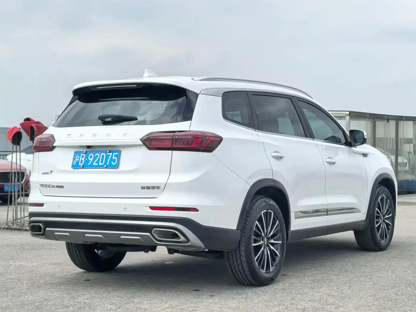 Chery Tiggo 8 PLUS 2021 290TGDI DCT Luxury Edition — миниатюра 4
