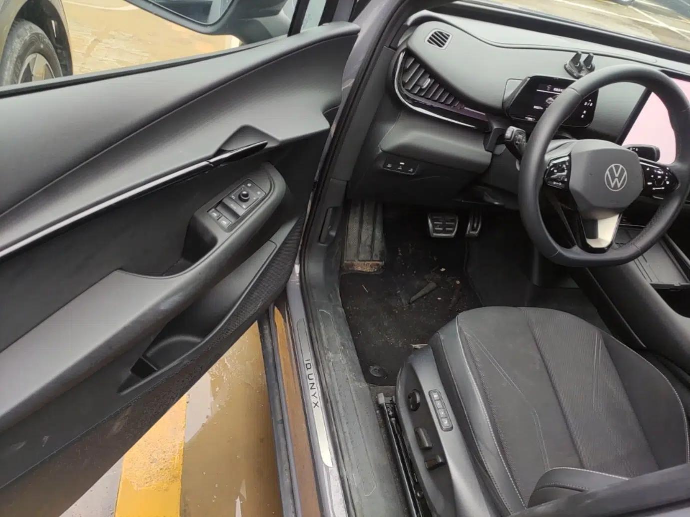 Volkswagen ID.UNYX 2024 Pro Long-Range Version — миниатюра 19